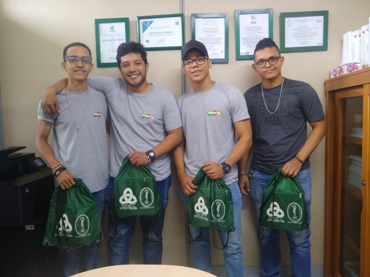 Estudiantes ganadores