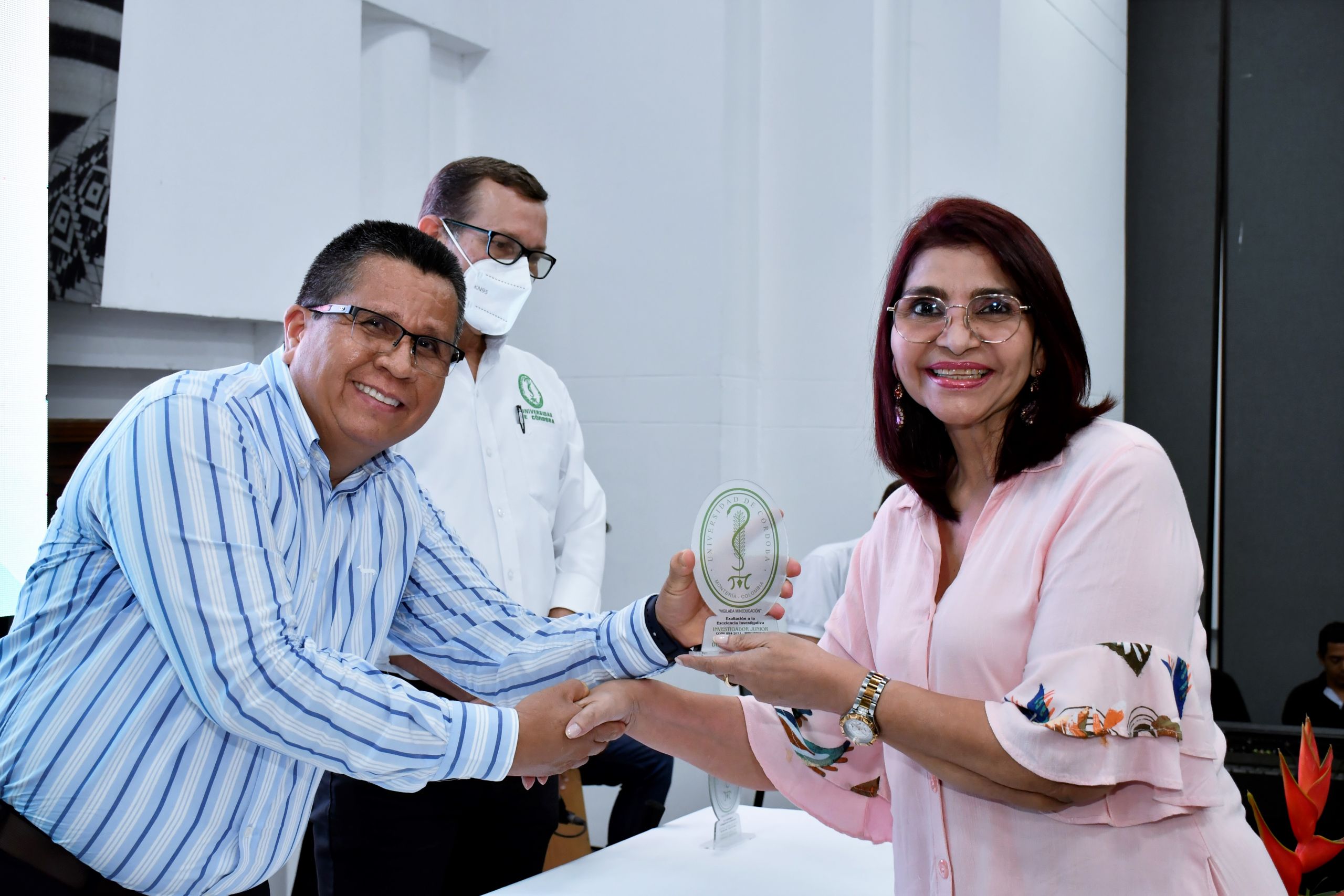 Exaltación docentes investigadores de Unicórdoba