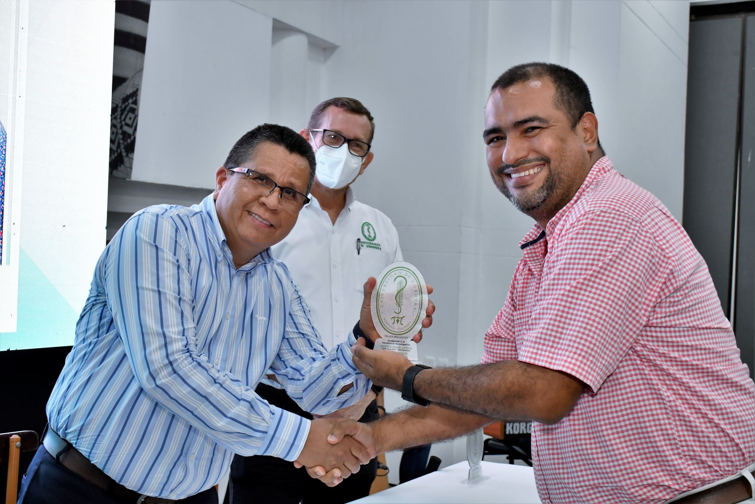 Exaltación docentes investigadores de Unicórdoba