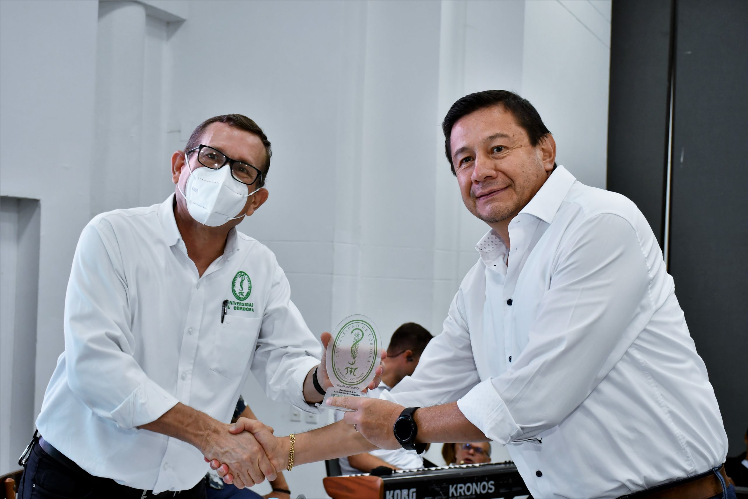 Exaltación docentes investigadores de Unicórdoba