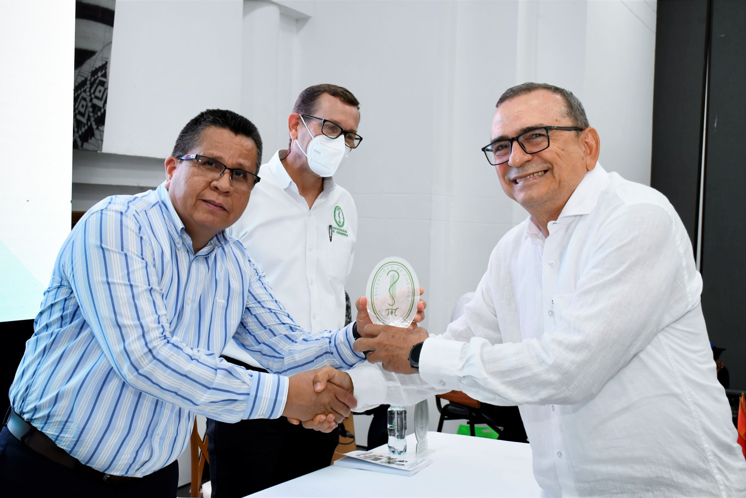 Exaltación docentes investigadores de Unicórdoba