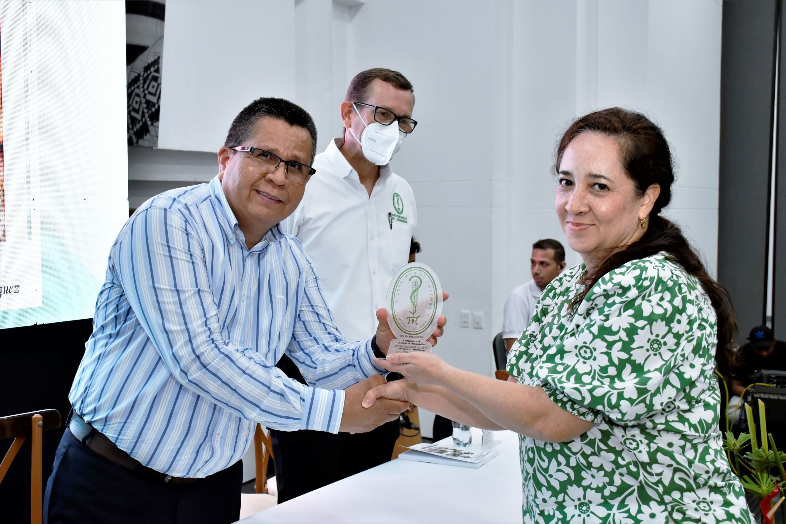 Exaltación docentes investigadores de Unicórdoba