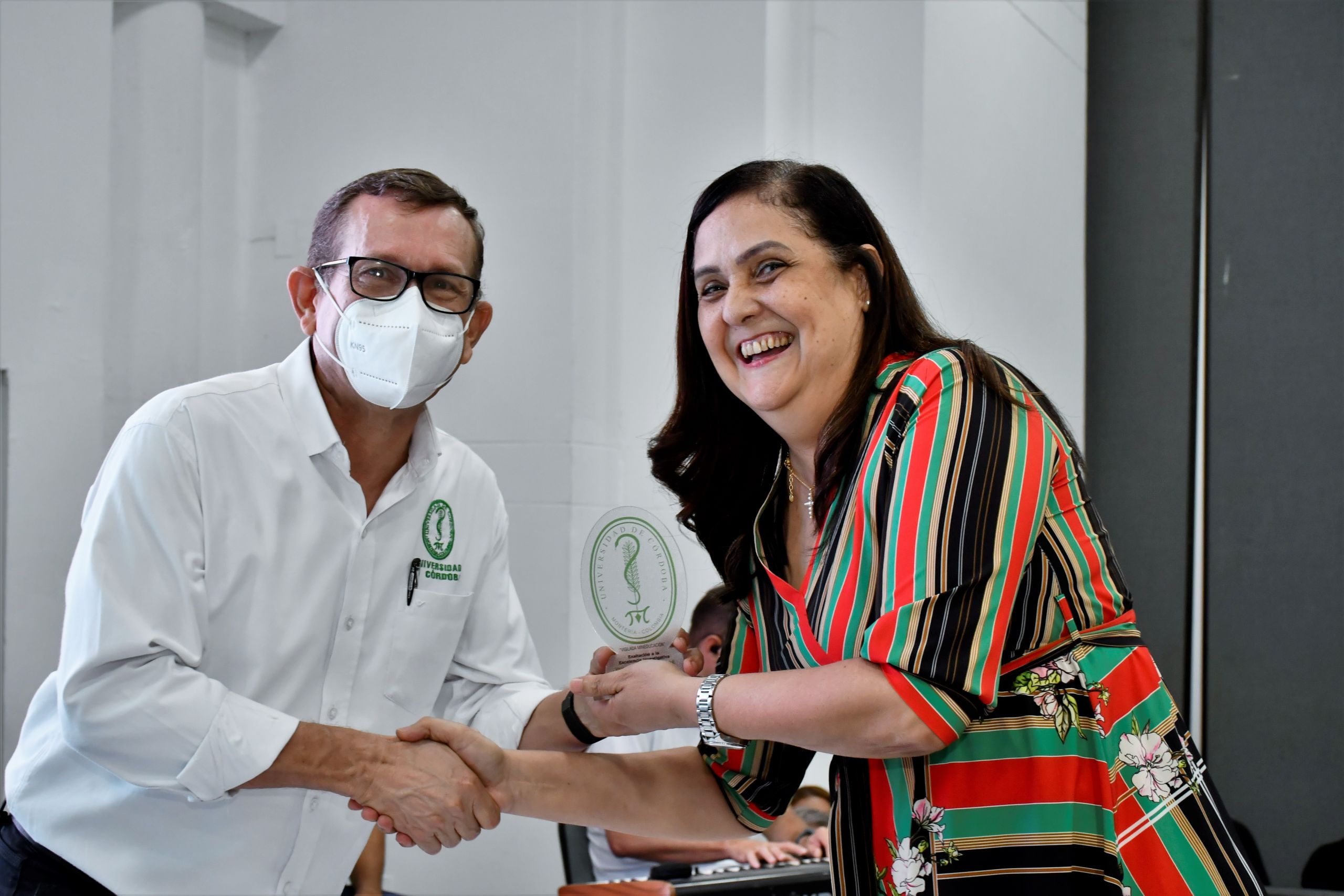 Exaltación docentes investigadores de Unicórdoba
