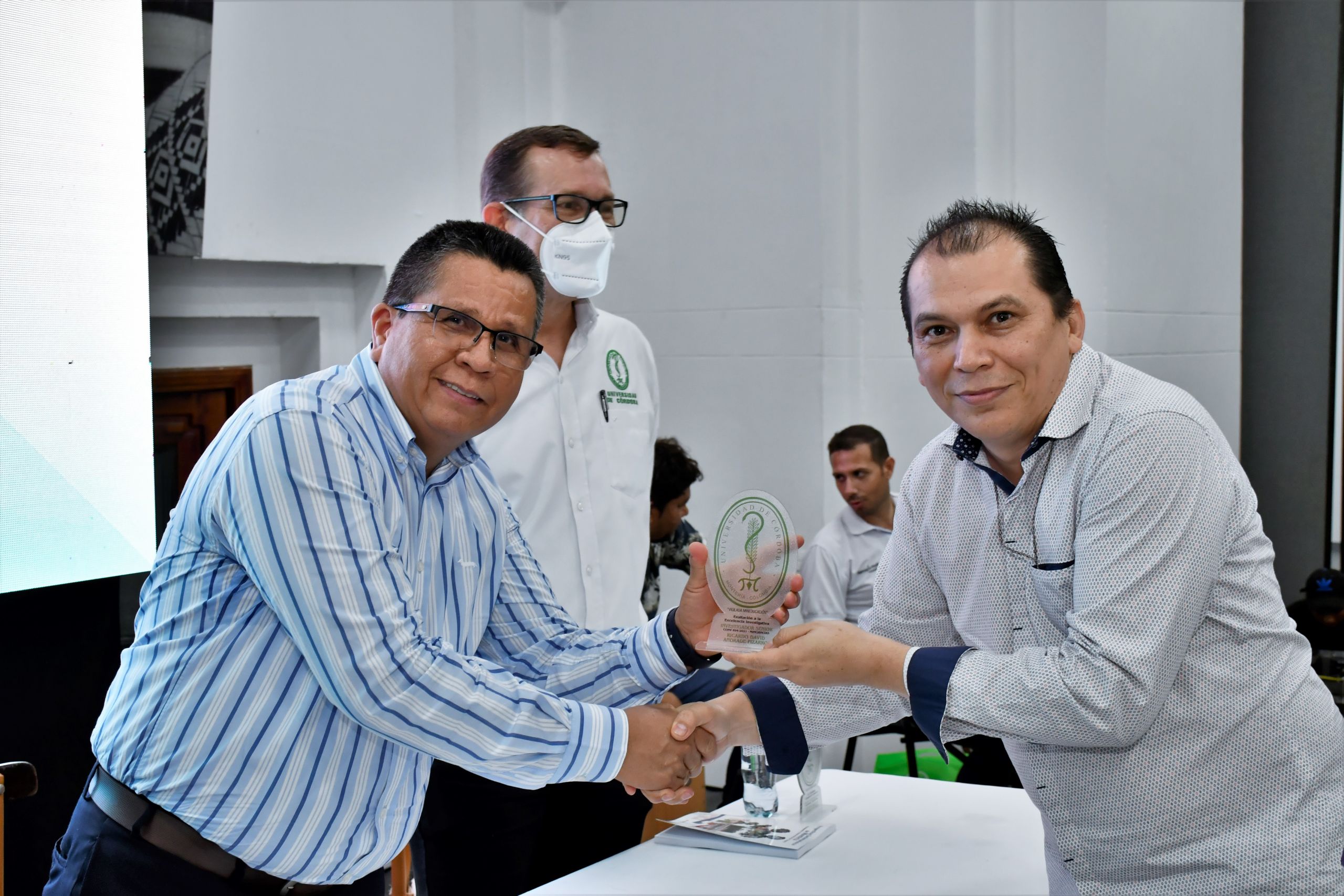 Exaltación docentes investigadores de Unicórdoba
