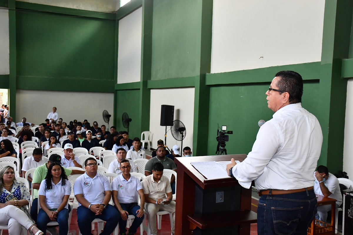 La Facultad de Medicina Veterinaria y Zootecnia de la Universidad de Córdoba celebra seis décadas de invaluable contribución al desarrollo agropecuario de la región.