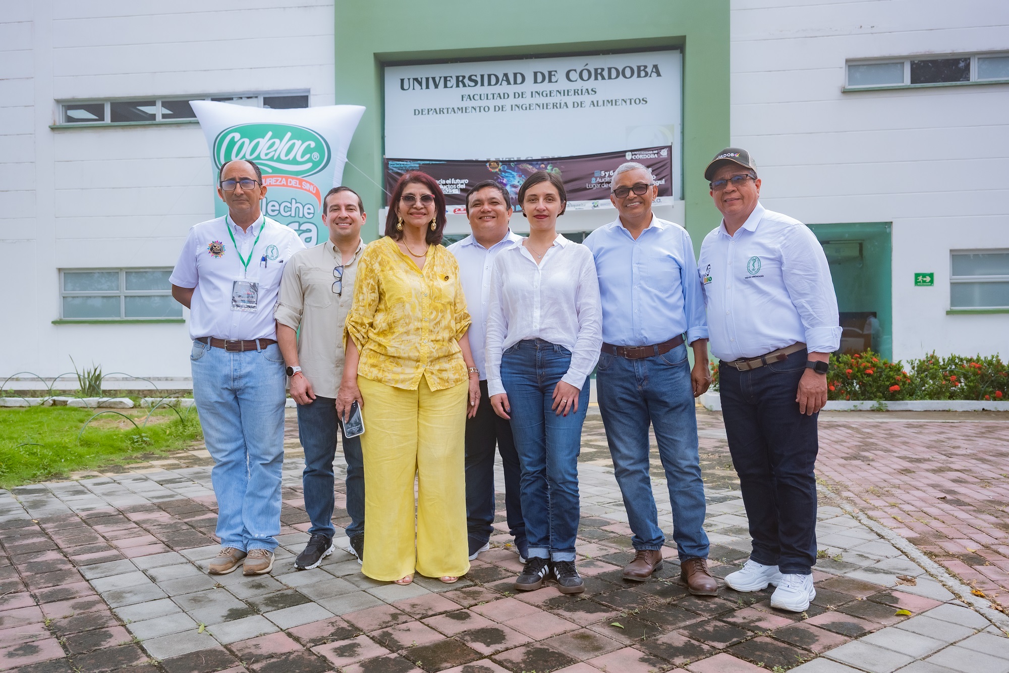 Durante su visita a los lugares de desarrollo Montería y Berástegui, la ministra de Agricultura, Martha Carvajalino Villegas, conoció de primera mano el potencial científico y humano de Unicórdoba, reafirmando su papel clave en la consolidación de la reforma agraria y la soberanía alimentaria.