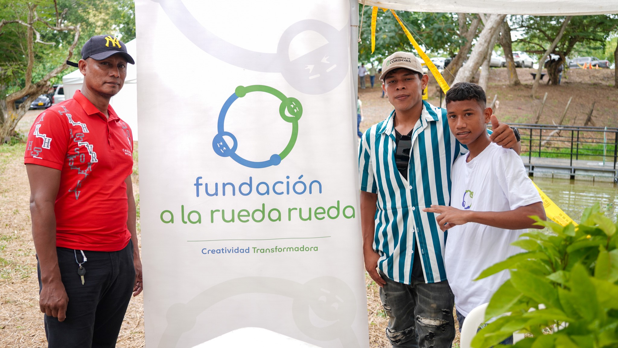 conocimientos en agricultura a niños de barrios vulnerables de Montería
