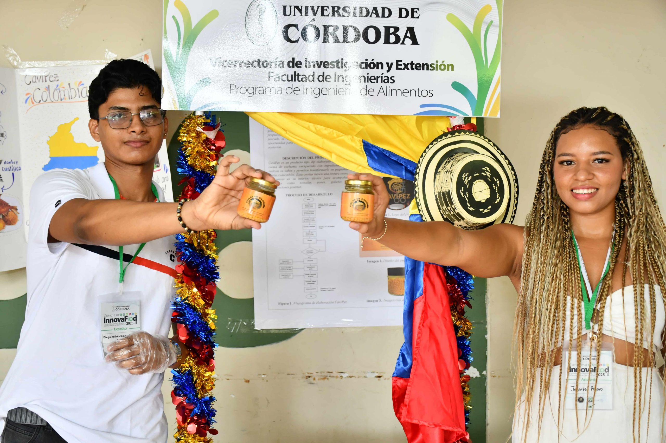Diego Andrés Mausa Martínez y Jennifer Pájaro Ascendra, estudiantes autores de este producto.