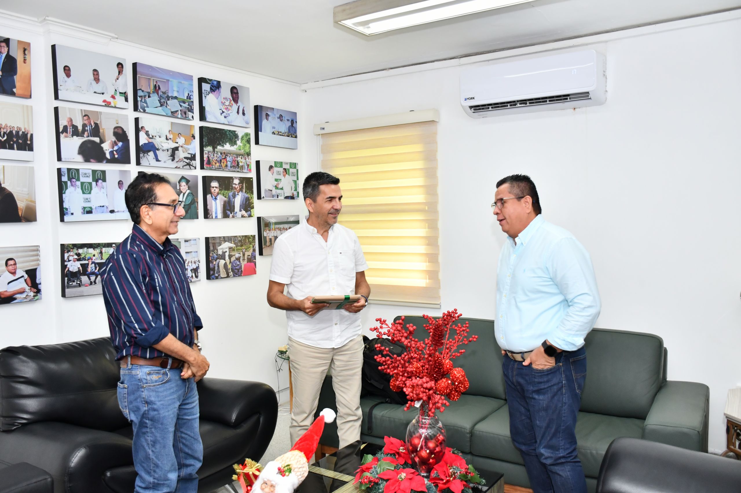 El rector de Unicórdoba, Jairo Torres Oviedo, manifestó que este estudio de pertinencia es fundamental para la planificación y cumplimiento de los propósitos de la Universidad en la sociedad