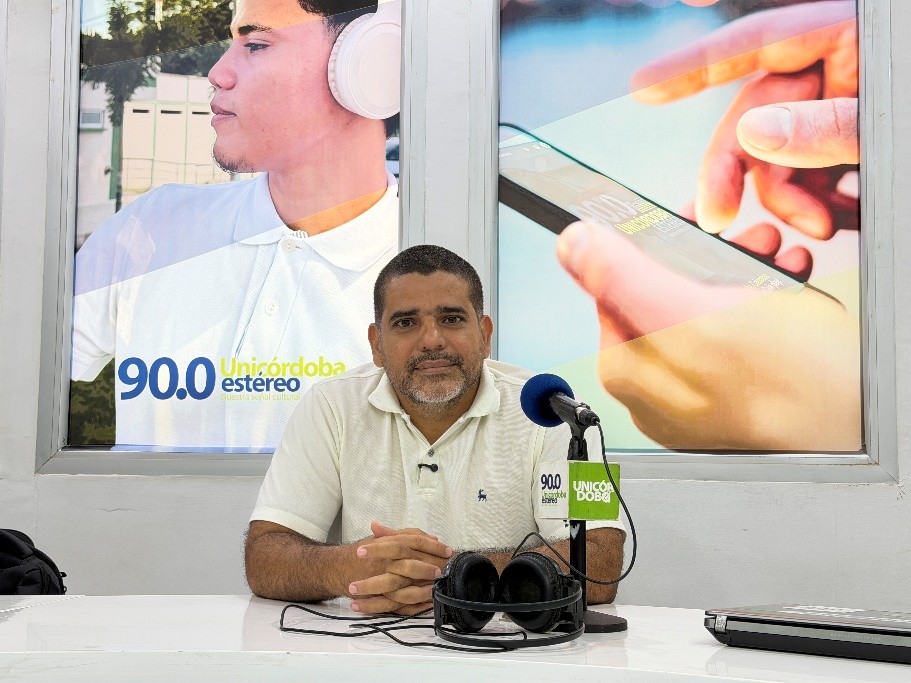 Docente e investigador científico, Jorge Villadiego Lorduy, adscrito al programa de Geografía, Facultad de Ciencias Básicas.