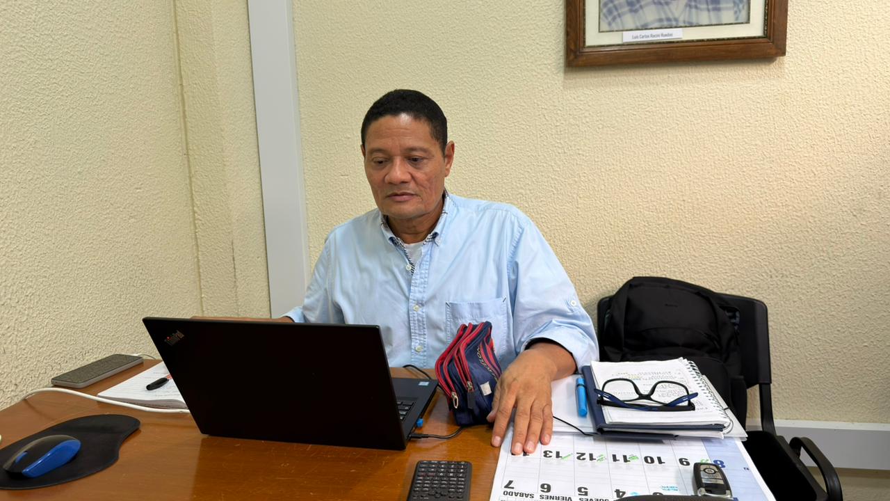 Profesor e investigador científico, Teobaldis Mercado Fernández.