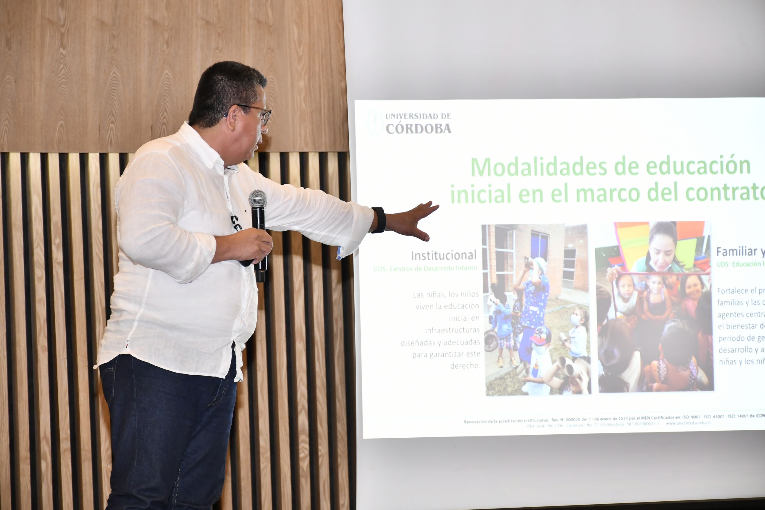 El rector de Unicórdoba, profesor Jairo Torres Oviedo, durante la presentación del proyecto, que, además, se hizo con presencia de los medios de comunicación.